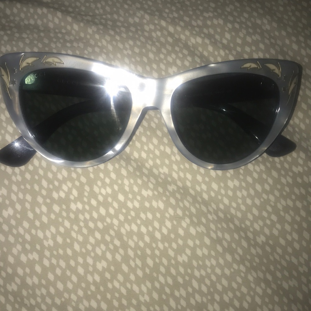 Like new Gucci sunglasses. 100% authentic